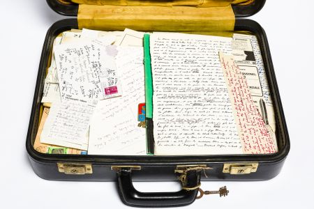 Les valises de Jean Genet à l'IMA