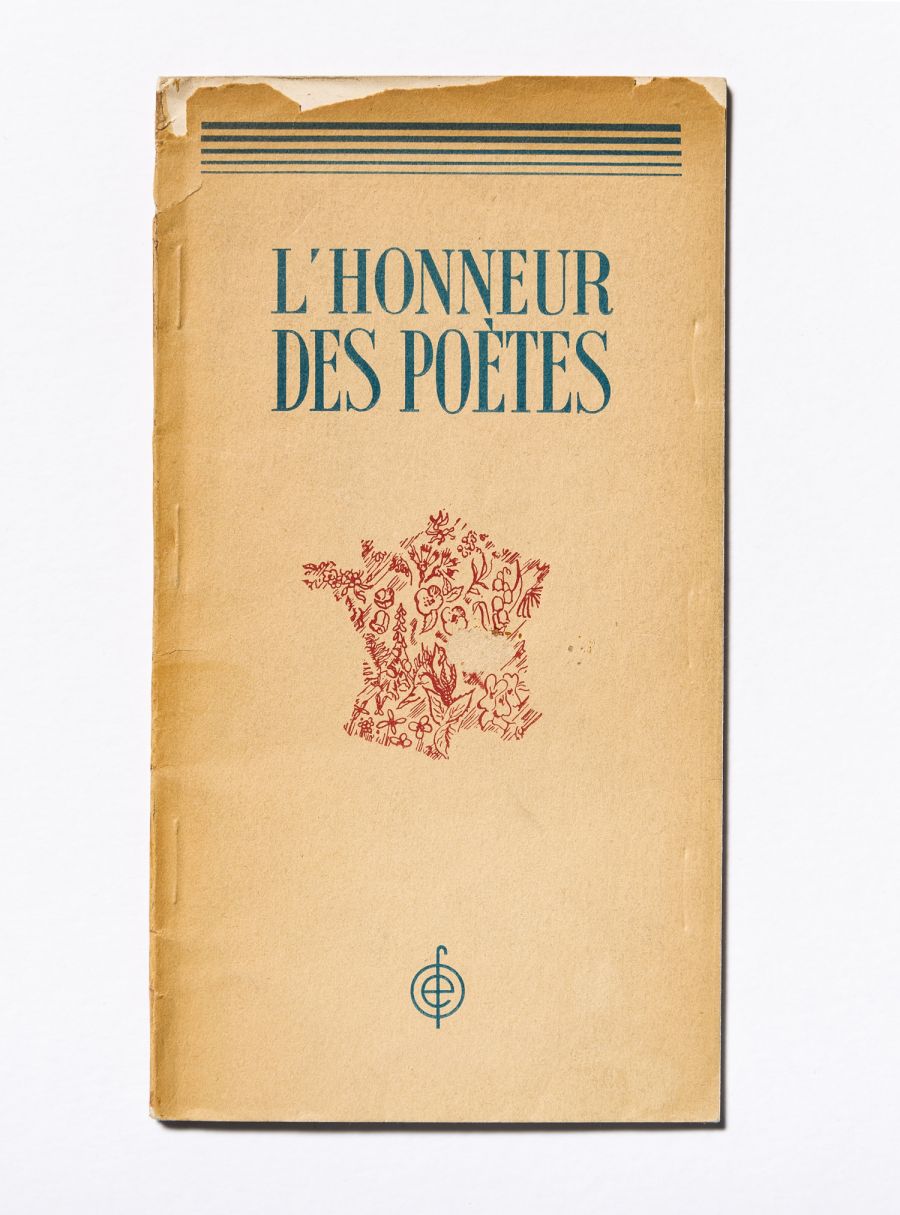 L'Honneur des poètes, réédition à Alger en 1944 de la première anthologie de la poésie clandestine préparée par Paul Éluard et Jean Lescure initialement publiée aux Éditions de Minuit en 1943. Archives Jean Lescure/Imec.